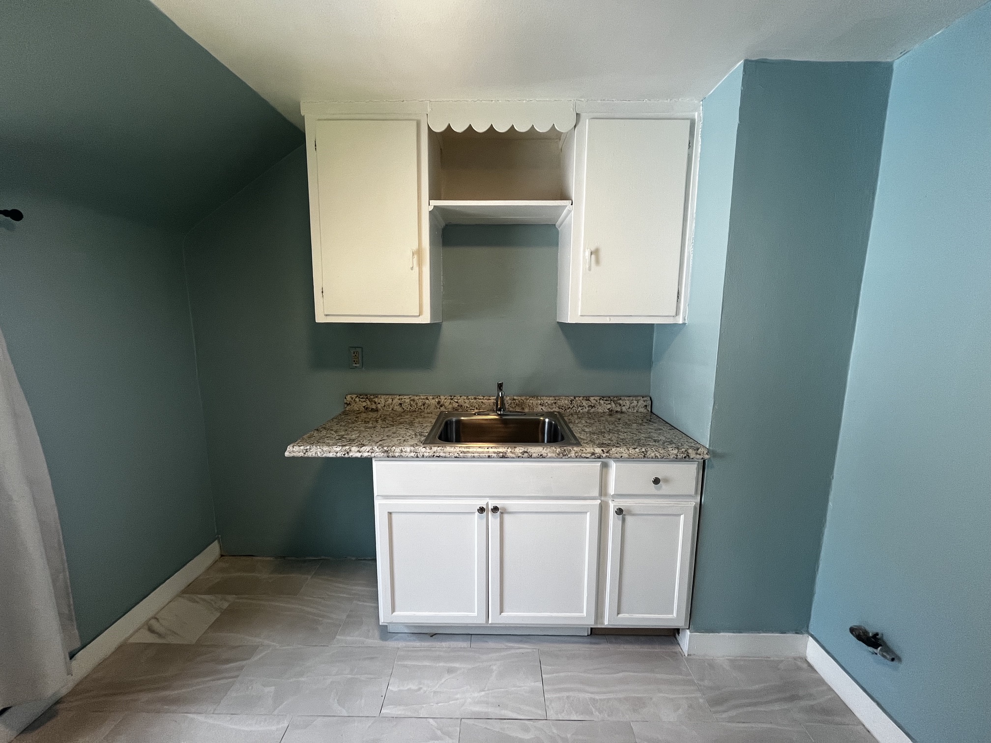 117 Wyoming Avenue - Upper